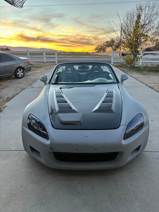 2002 Honda AP1 S2000 - Image 2 of 14