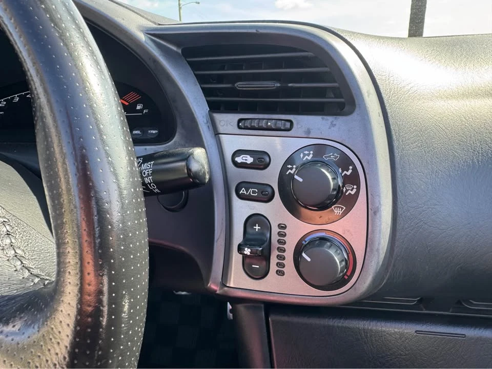 2002 Honda AP1 S2000 - Image 18 of 20