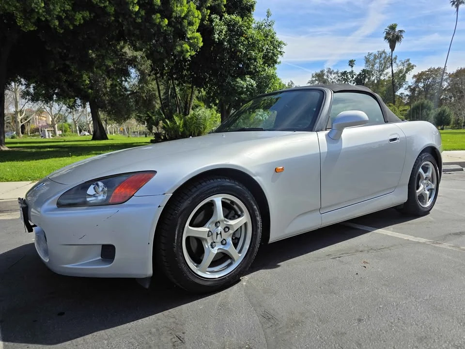 2002 Honda AP1 S2000 - Image 2 of 20