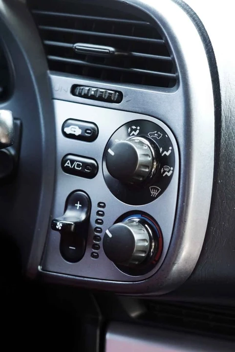 2002 Honda AP1 S2000 - Image 14 of 20