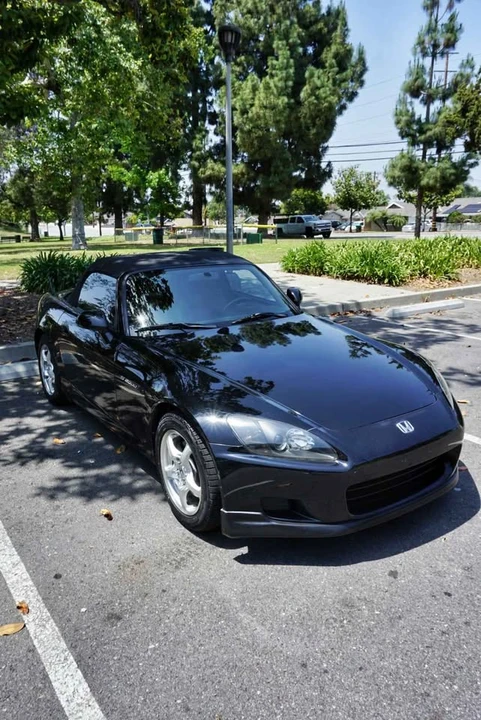 2002 Honda AP1 S2000 - Image 2 of 20