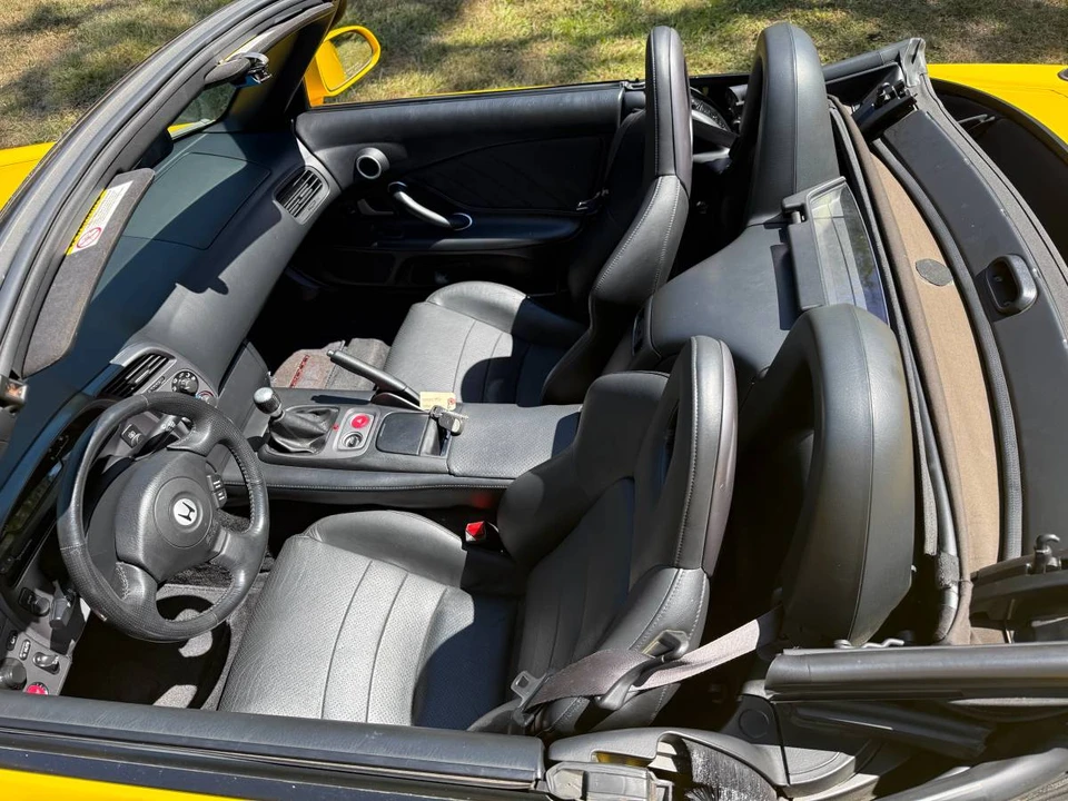 2002 Honda AP1 S2000 - Image 6 of 9