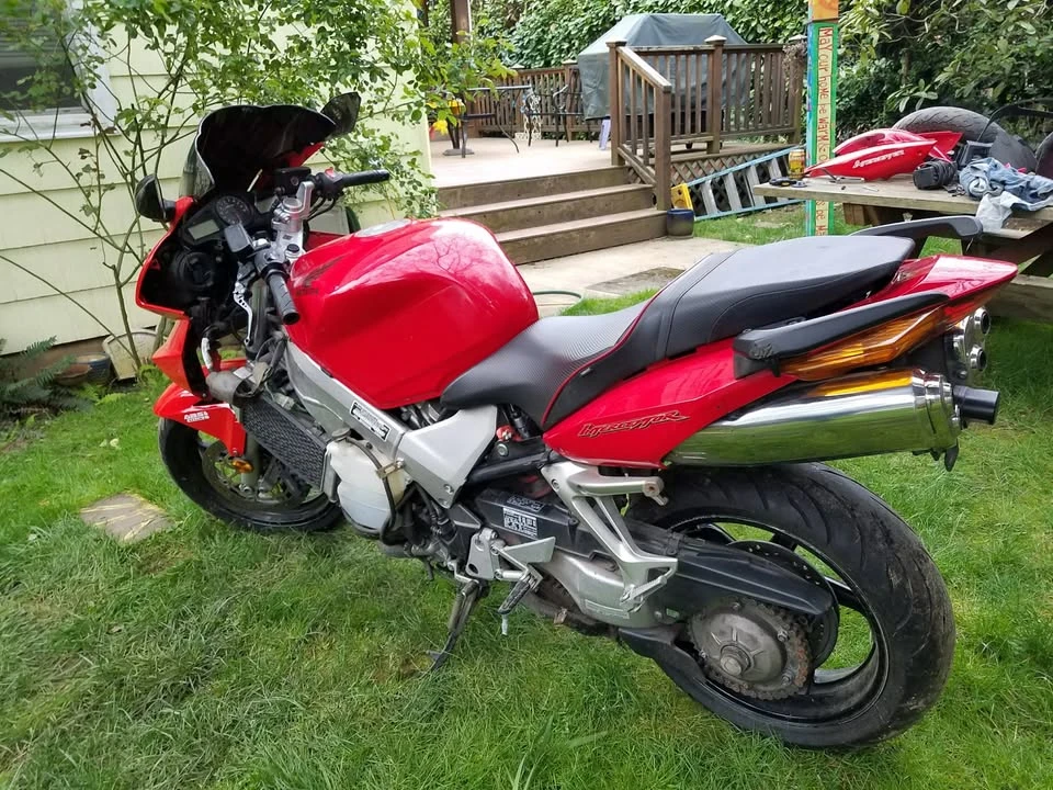 2002 Honda VF & VFR - Image 5 of 8