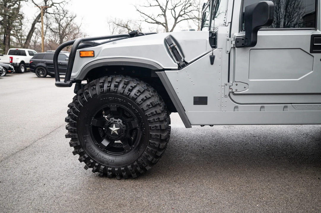2002 Hummer Hummer H1 - Image 17 of 31