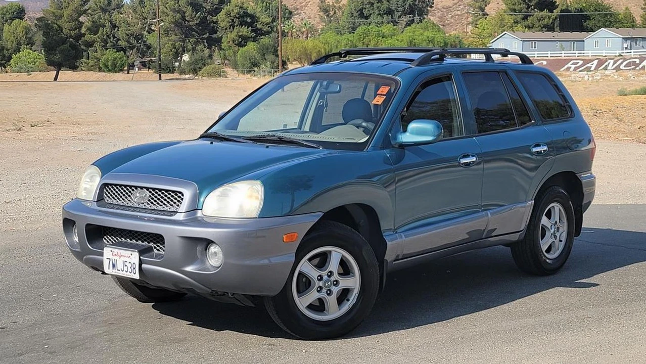 2002 Hyundai Santa Fe - Image 2 of 12