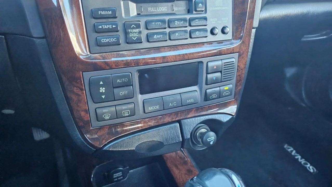 2002 Hyundai Sonata - Image 21 of 21