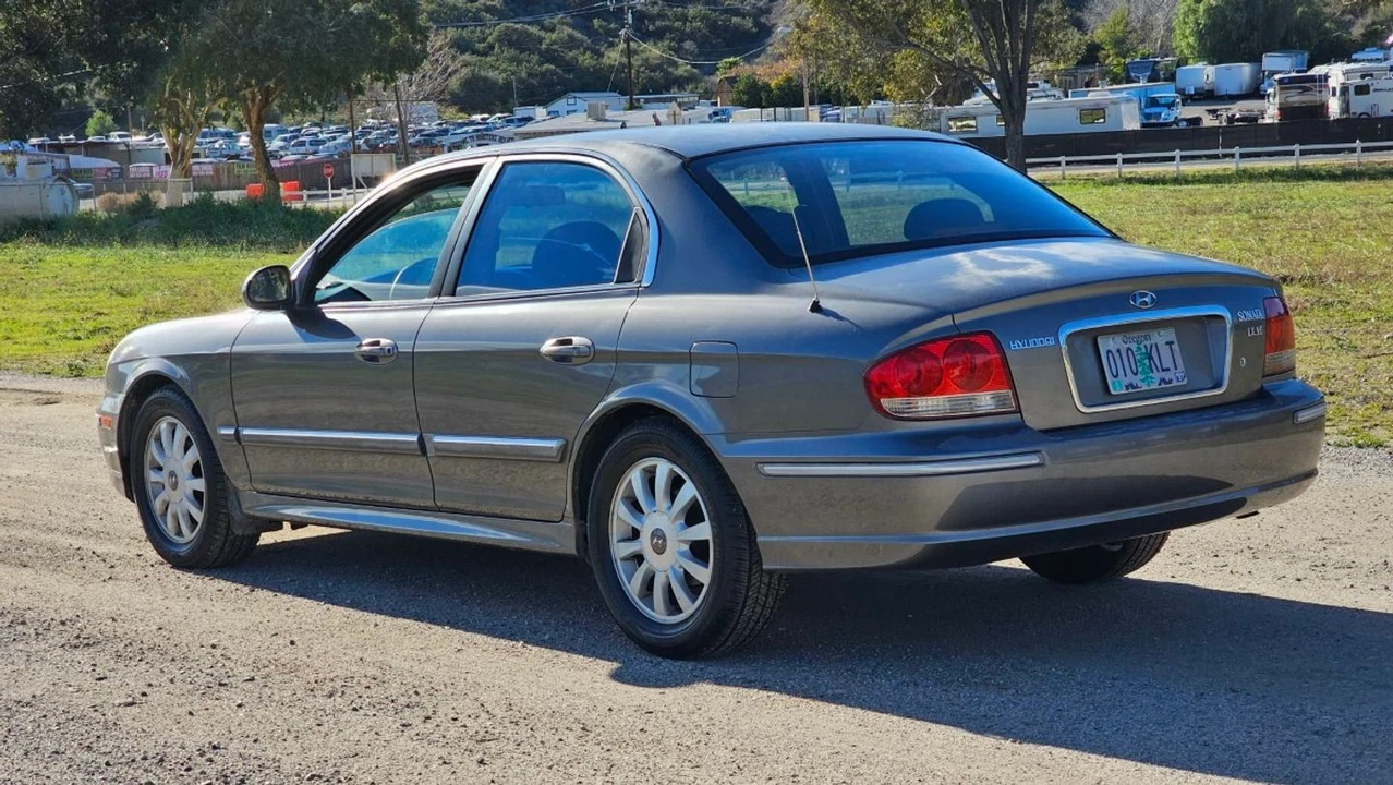 2002 Hyundai Sonata - Image 6 of 21