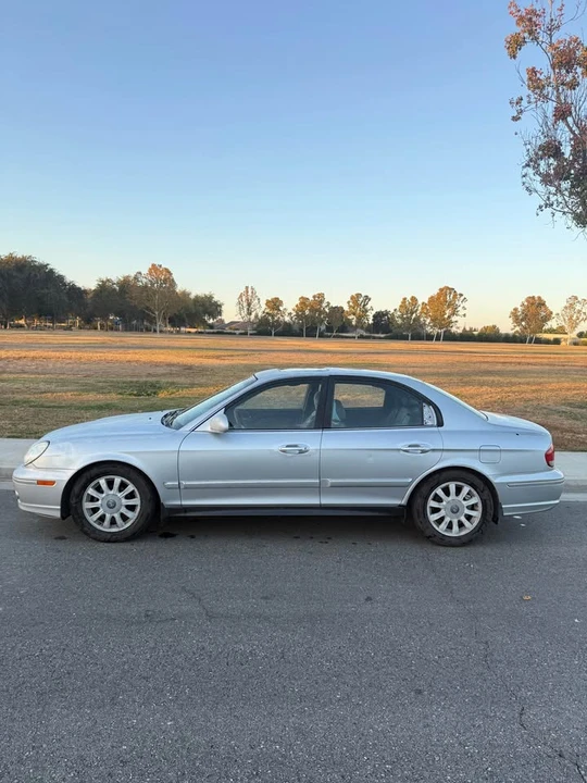 2002 Hyundai Sonata - Image 5 of 8