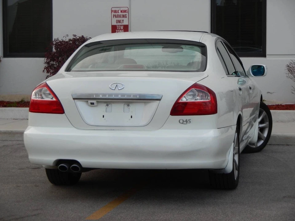 2002 Infiniti Q45 3rd Gen - Image 16 of 21