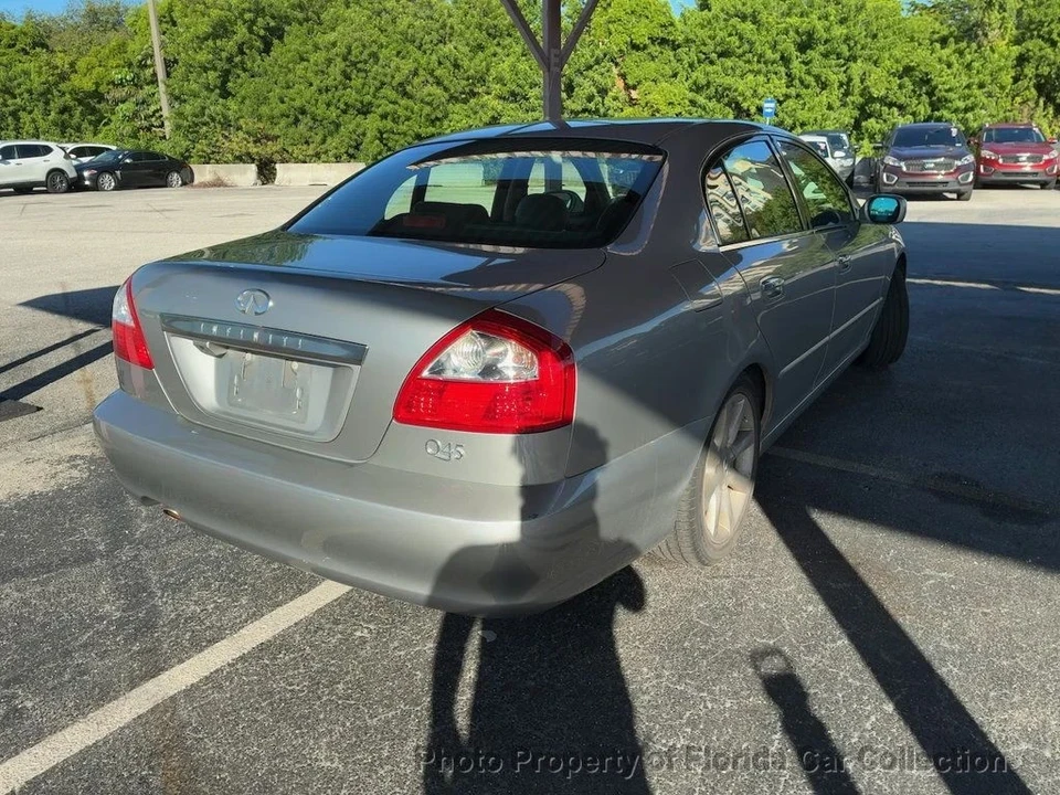 2002 Infiniti Q45 3rd Gen - Image 4 of 12
