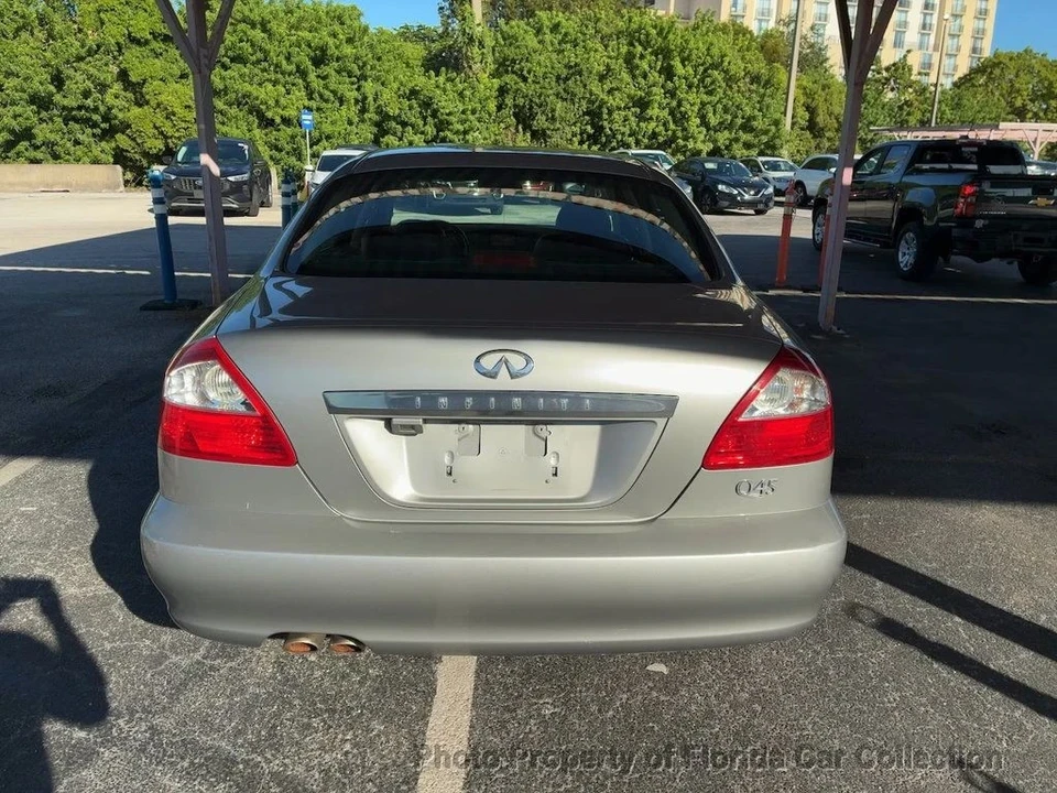 2002 Infiniti Q45 3rd Gen - Image 6 of 12