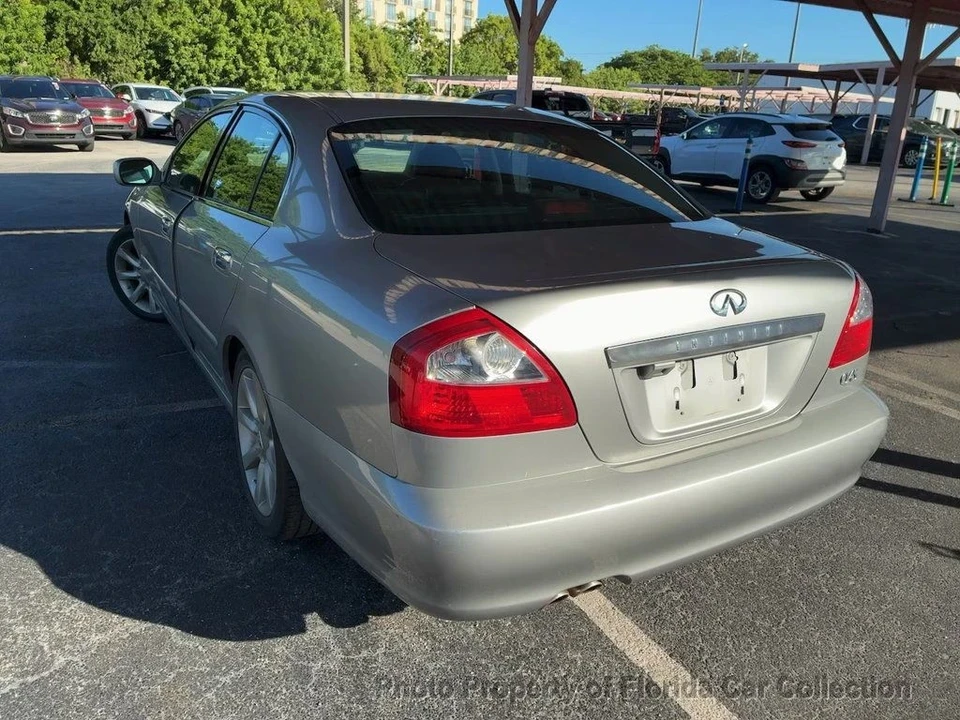 2002 Infiniti Q45 3rd Gen - Image 3 of 12