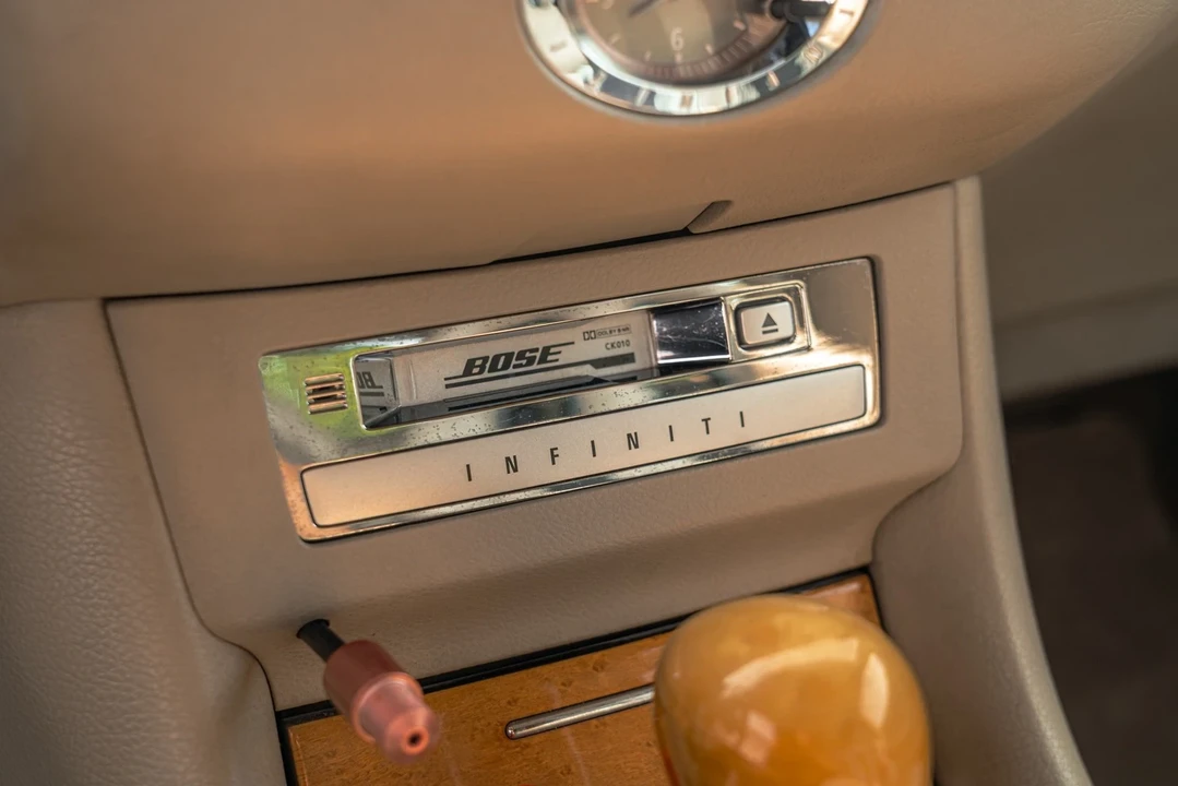 2002 Infiniti Q45 3rd Gen - Image 21 of 21