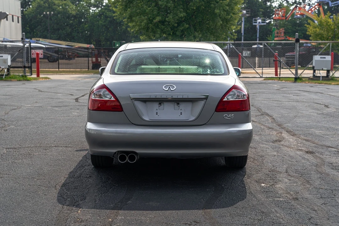 2002 Infiniti Q45 3rd Gen - Image 4 of 12