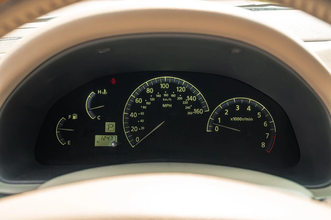 2002 Infiniti Q45 3rd Gen - Image 14 of 21