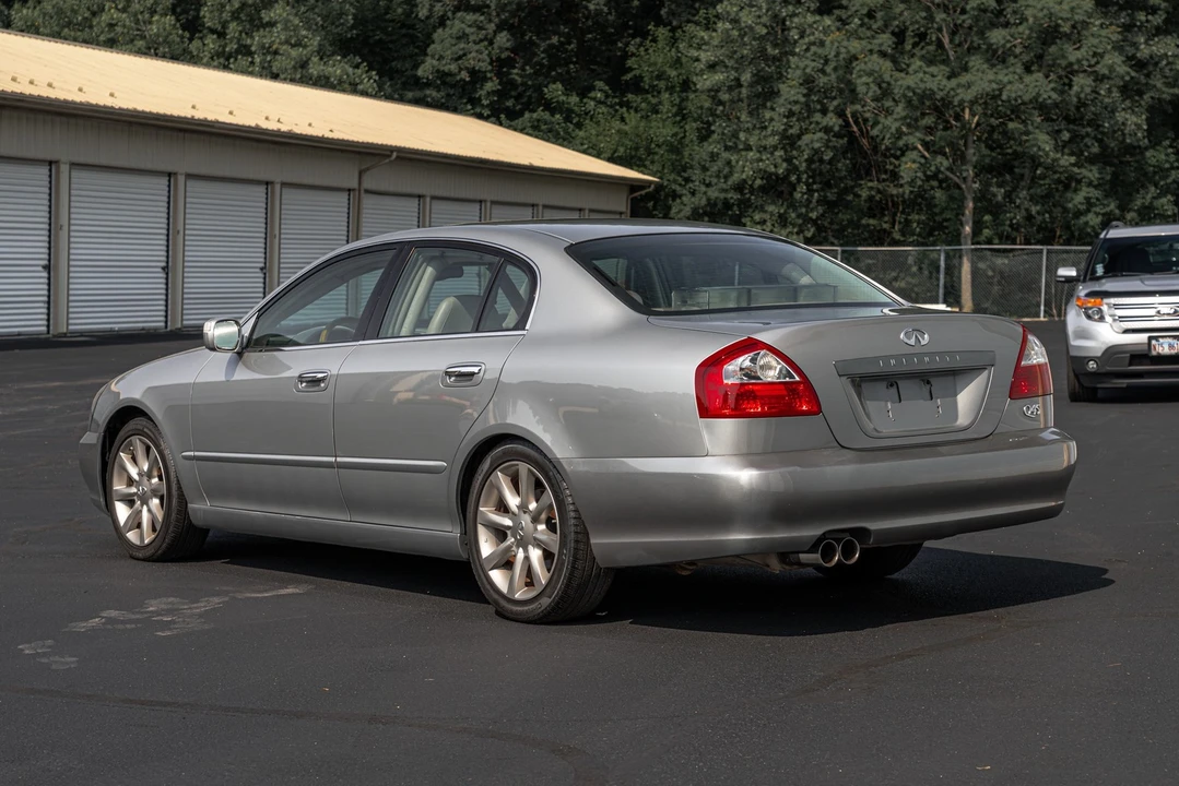 2002 Infiniti Q45 3rd Gen - Image 2 of 21