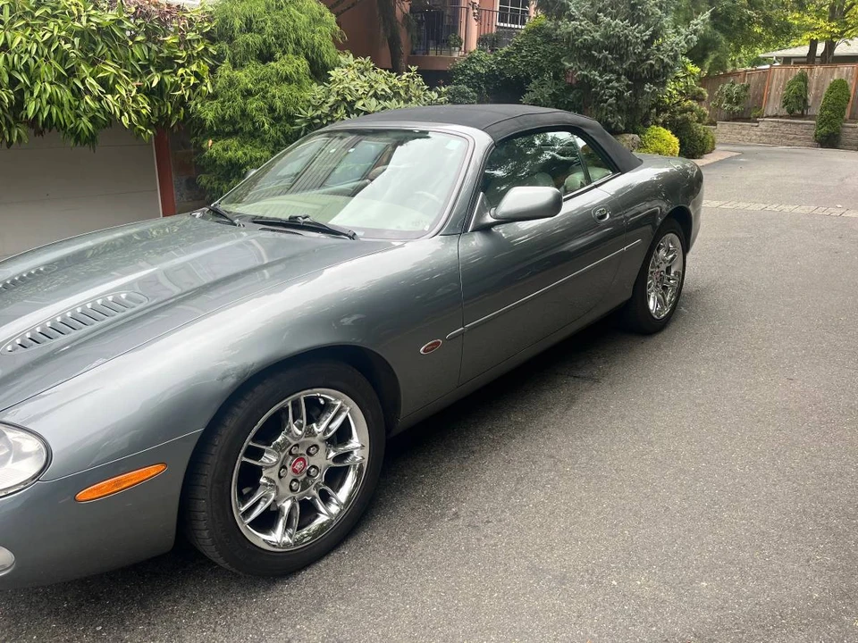2002 Jaguar X100 XKR - Image 3 of 6