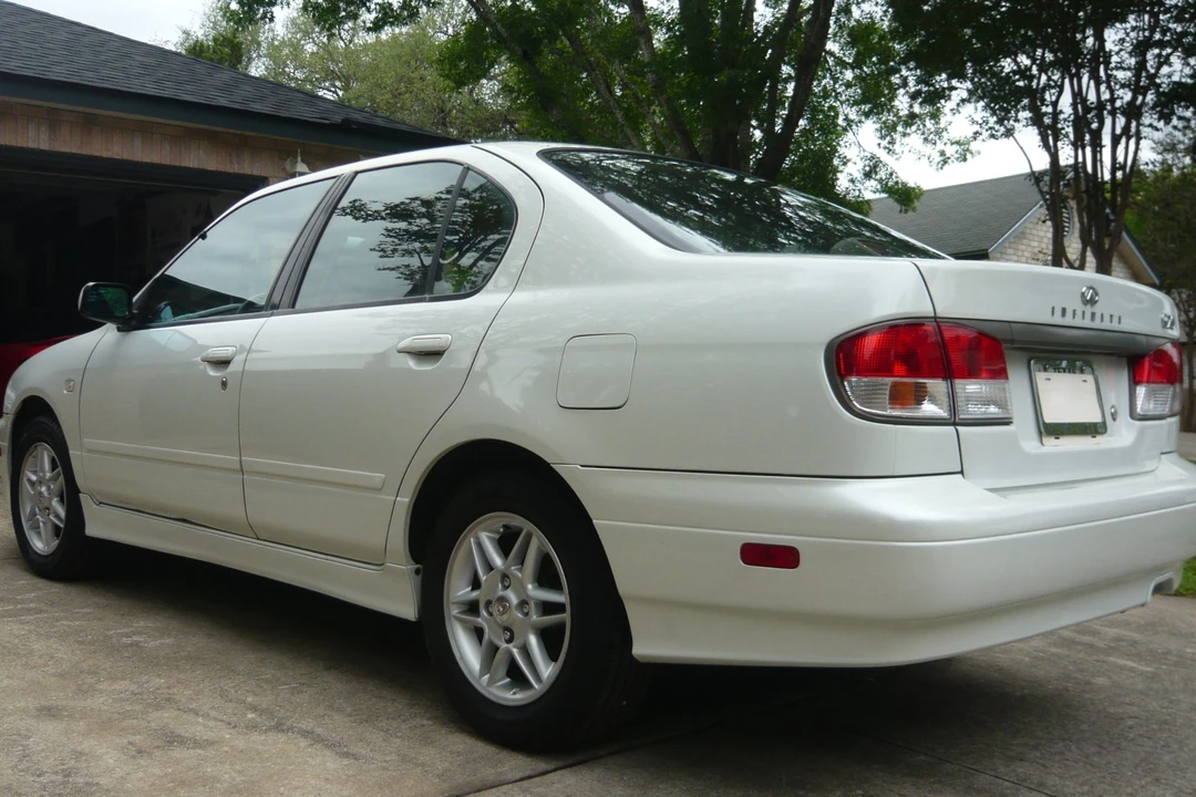 2002 Infiniti G20 2nd Gen - Image 16 of 31