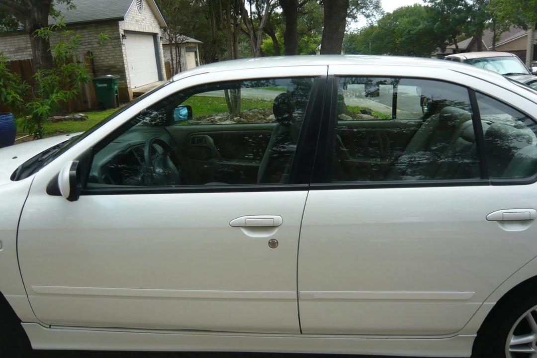 2002 Infiniti G20 2nd Gen - Image 19 of 31