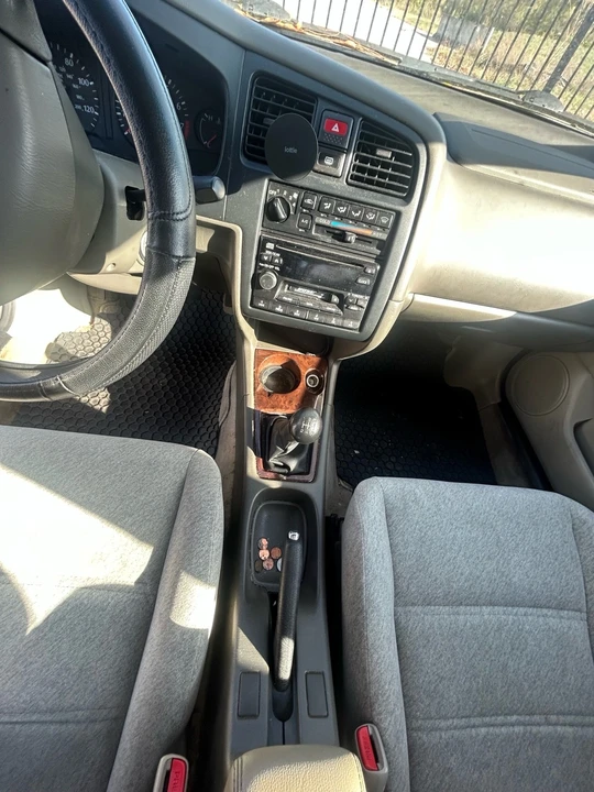 2002 Infiniti G20 2nd Gen - Image 5 of 8