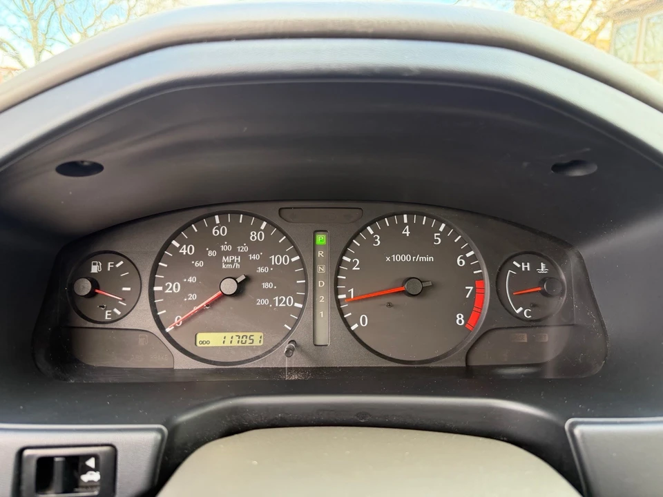 2002 Infiniti G20 2nd Gen - Image 8 of 10