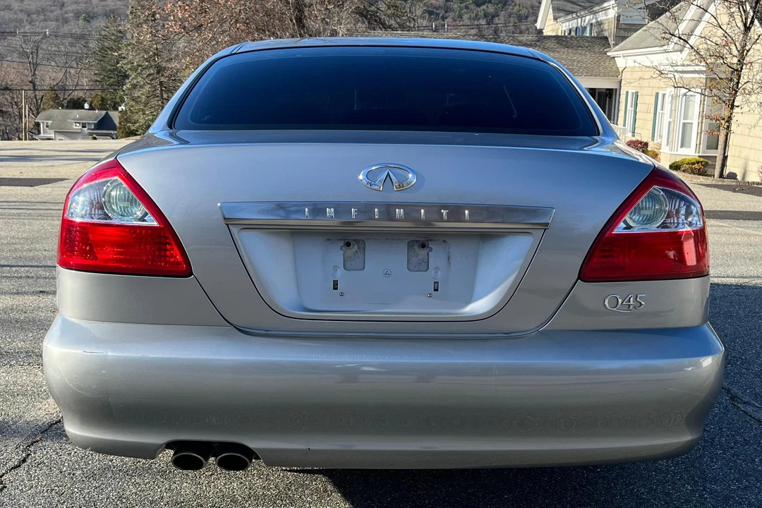 2002 Infiniti Q45 3rd Gen - Image 5 of 31