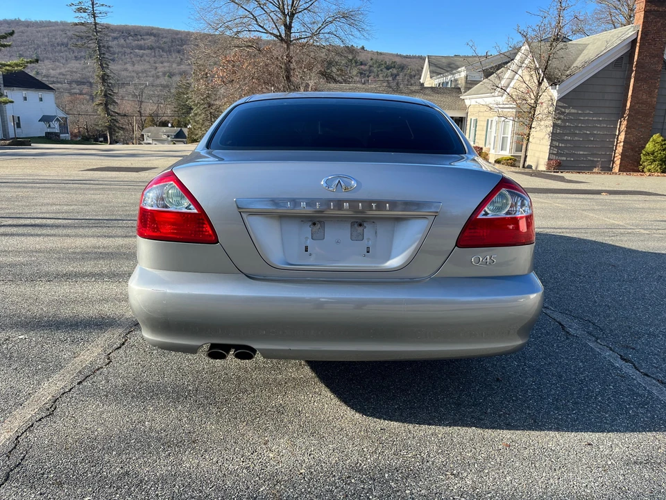 2002 Infiniti Q45 3rd Gen - Image 17 of 31