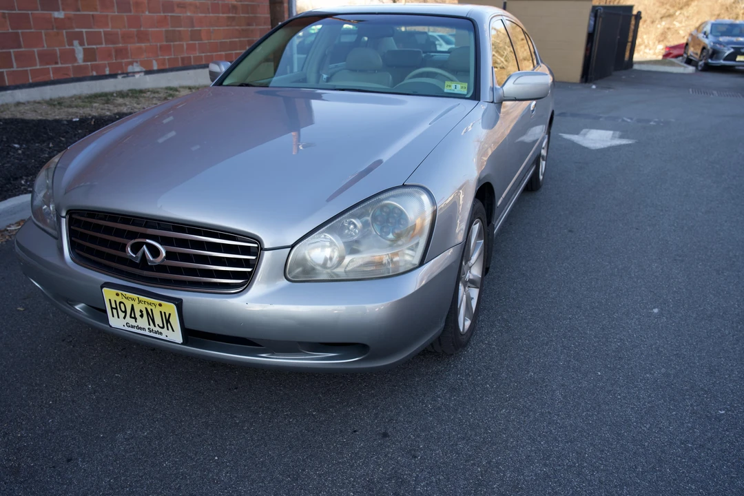 2002 Infiniti Q45 3rd Gen - Image 8 of 31