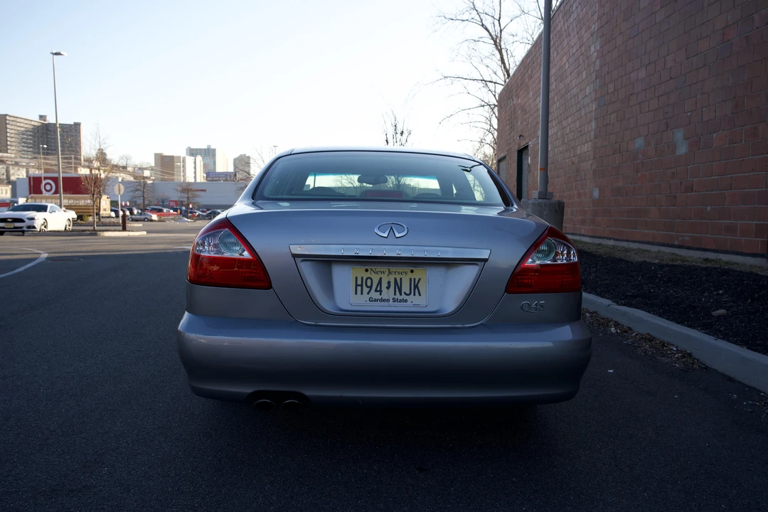 2002 Infiniti Q45 3rd Gen - Image 10 of 31