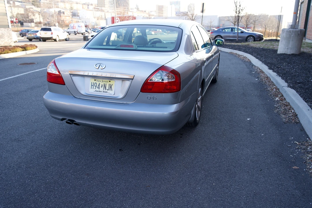 2002 Infiniti Q45 3rd Gen - Image 11 of 31