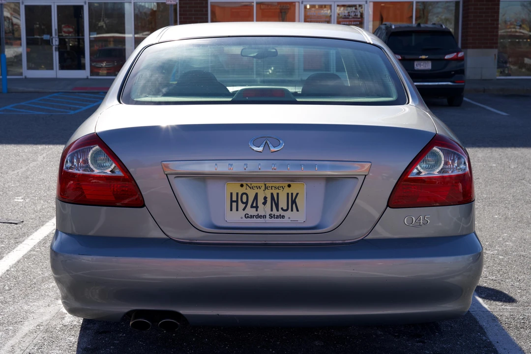 2002 Infiniti Q45 3rd Gen - Image 5 of 31