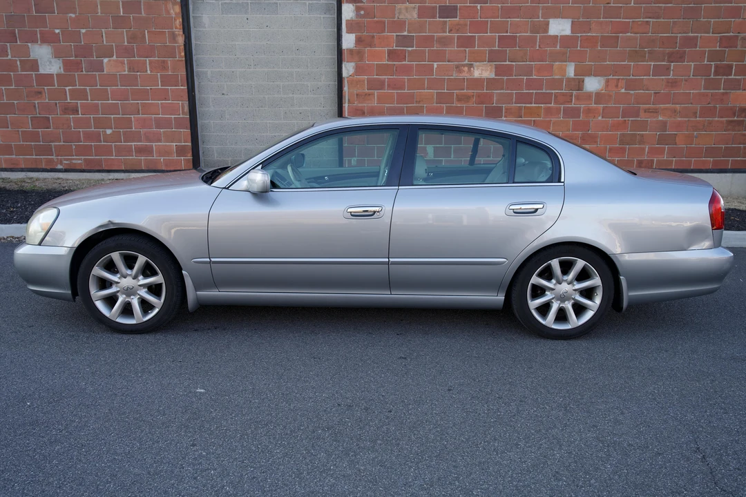 2002 Infiniti Q45 3rd Gen - Image 3 of 31