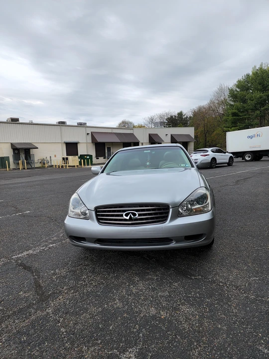 2002 Infiniti Q45 3rd Gen - Image 7 of 31