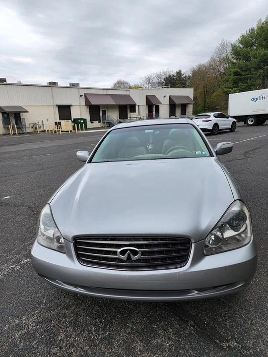 2002 Infiniti Q45 3rd Gen - Image 6 of 31