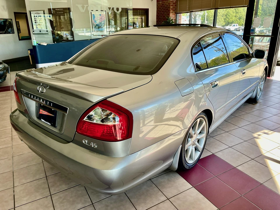 2002 Infiniti Q45 3rd Gen - Image 7 of 31