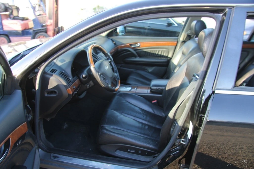 2002 Infiniti Q45 3rd Gen - Image 15 of 21