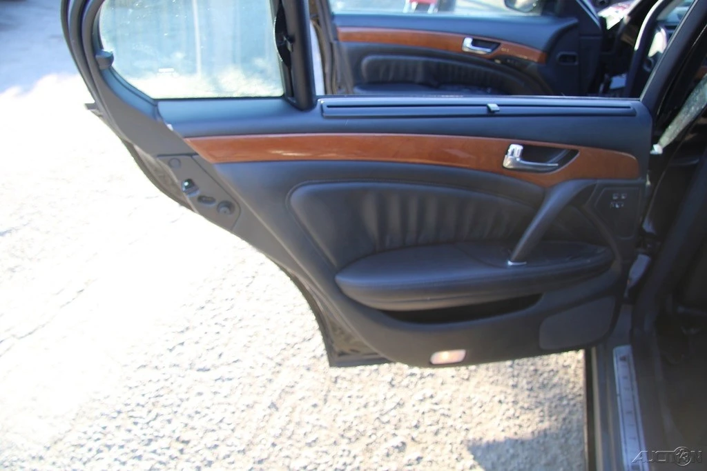 2002 Infiniti Q45 3rd Gen - Image 21 of 21