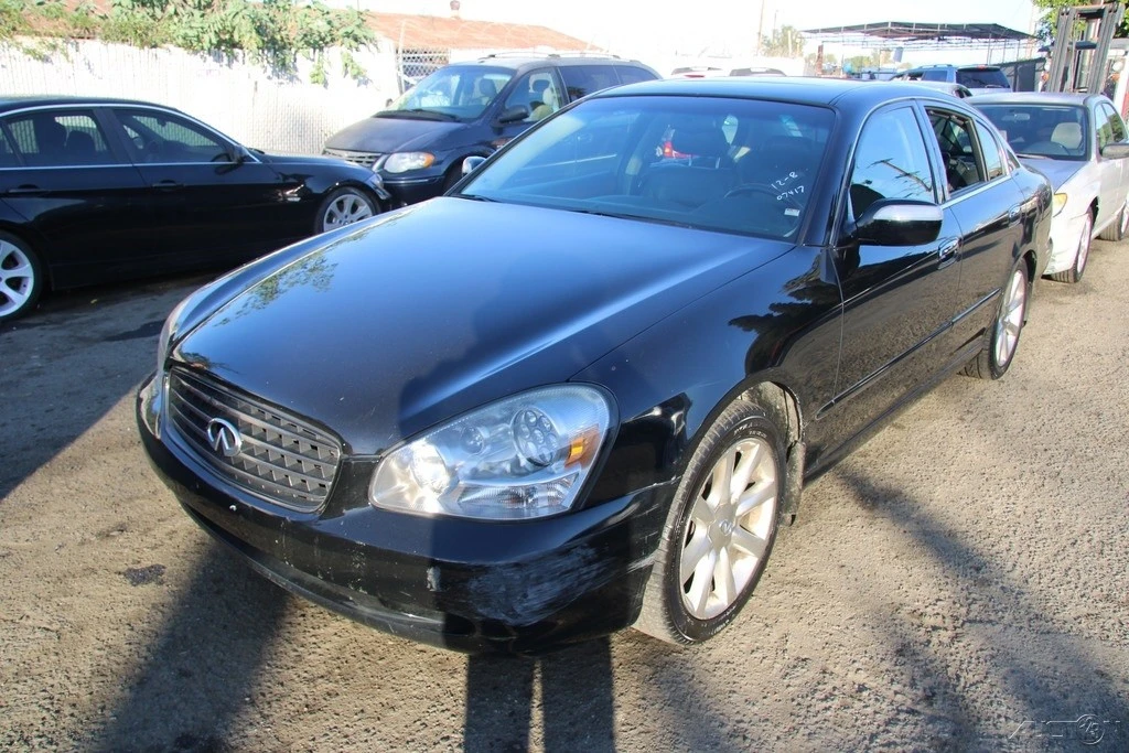2002 Infiniti Q45 3rd Gen - Image 2 of 21
