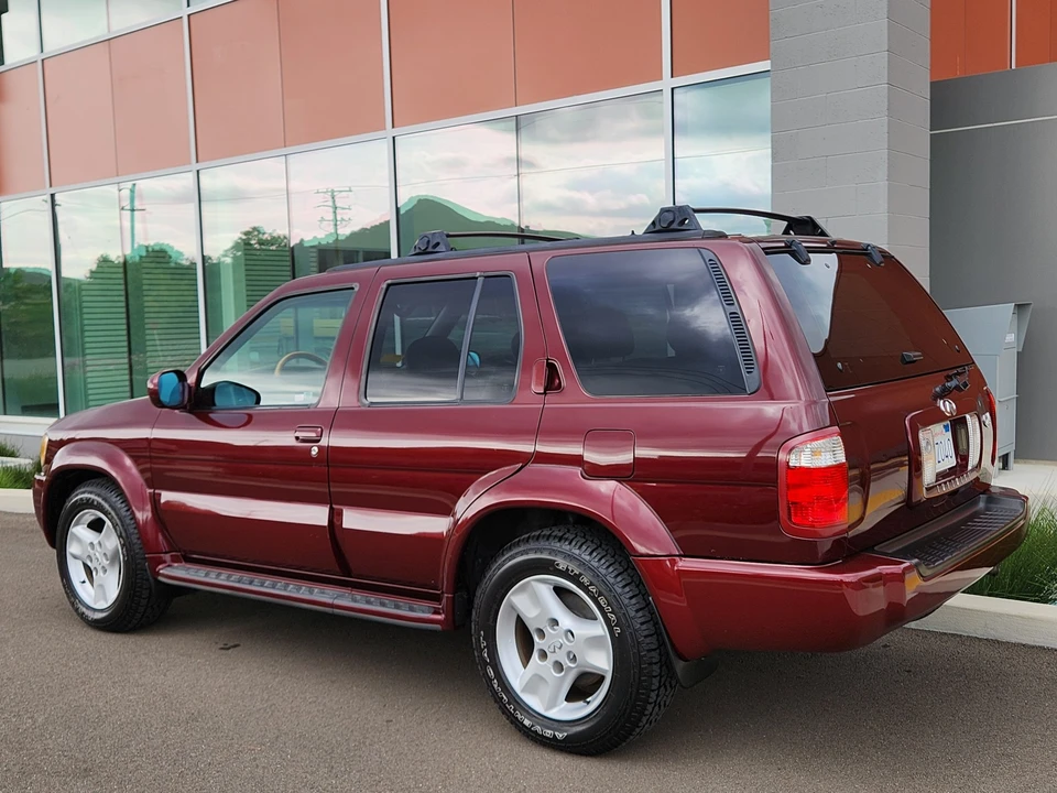 2002 Infiniti QX4 - Image 13 of 31