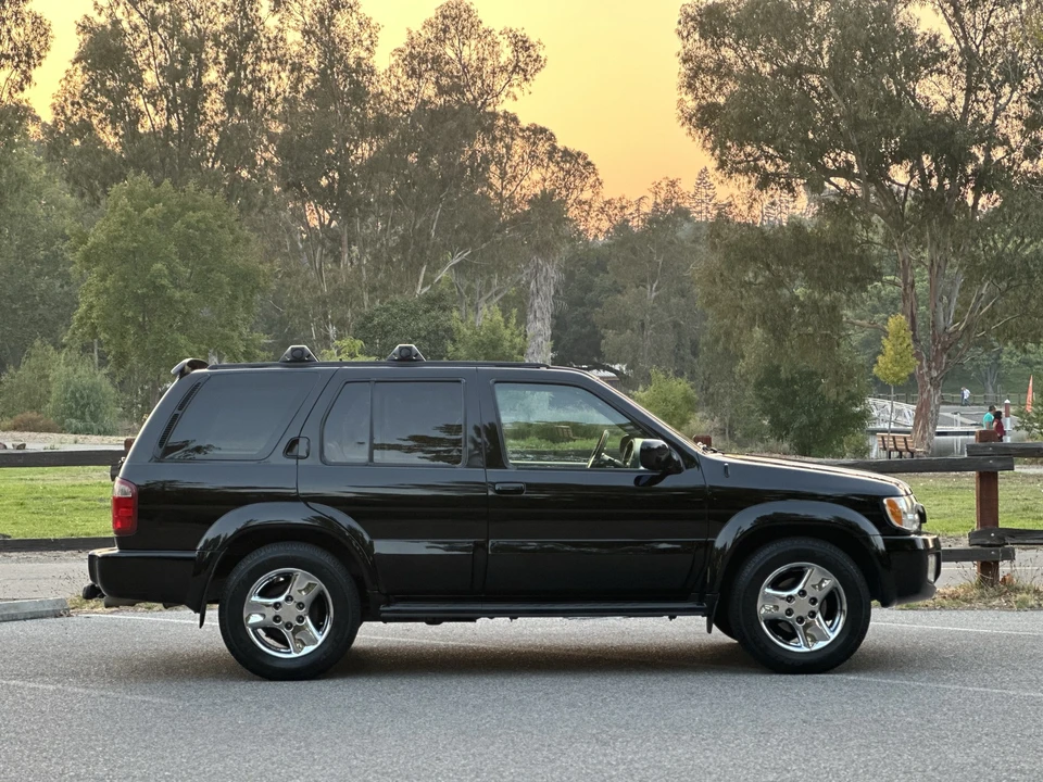 2002 Infiniti QX4 - Image 5 of 31