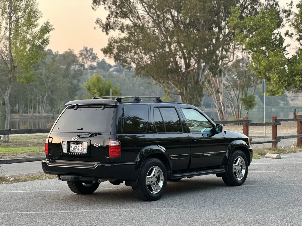2002 Infiniti QX4 - Image 6 of 31