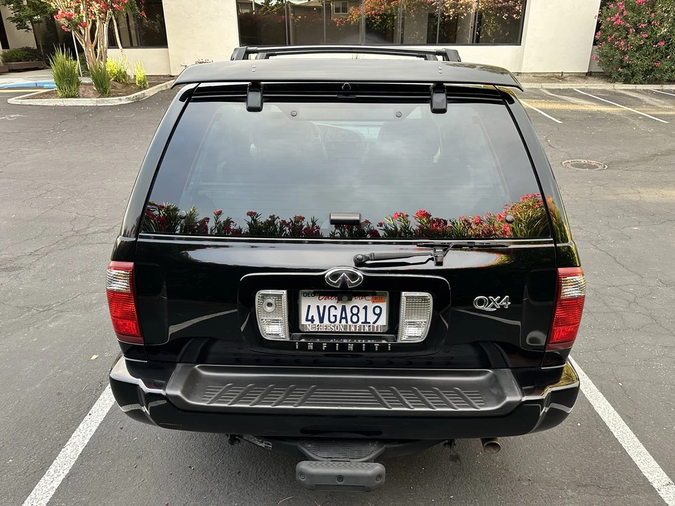 2002 Infiniti QX4 - Image 26 of 31
