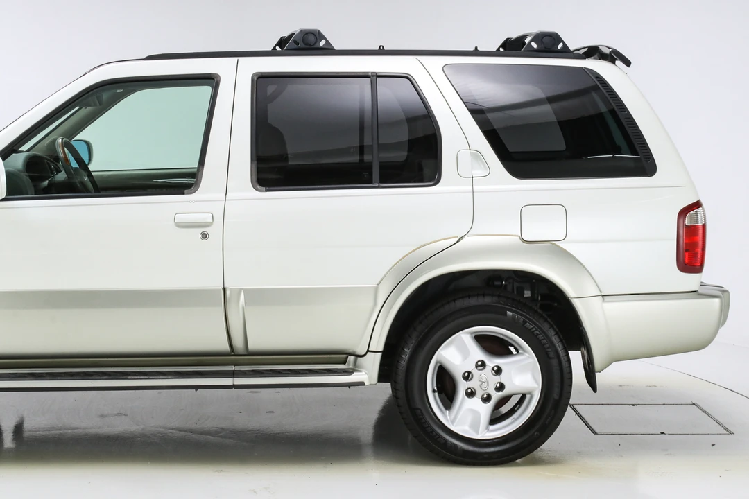 2002 Infiniti QX4 - Image 12 of 31