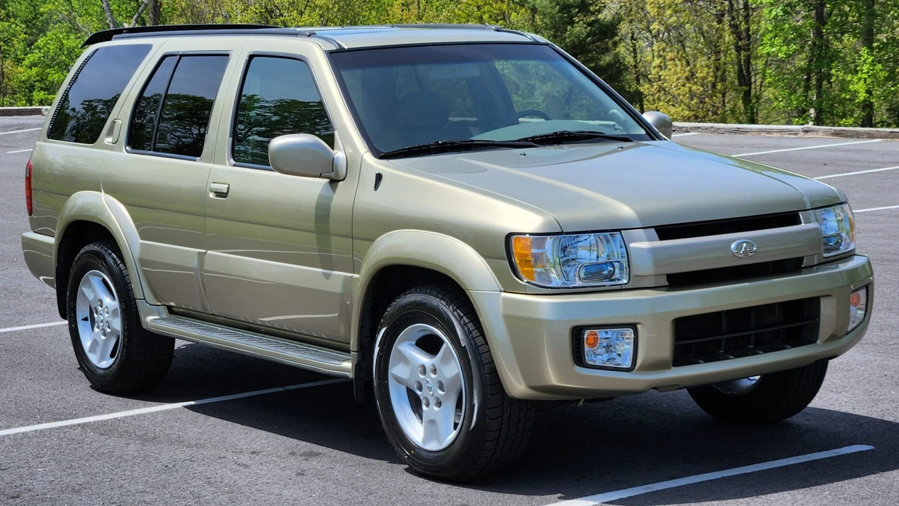 2002 Infiniti QX4 - Image 22 of 31