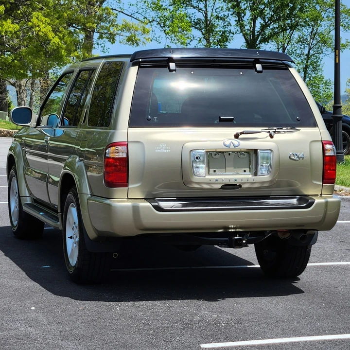 2002 Infiniti QX4 - Image 12 of 31