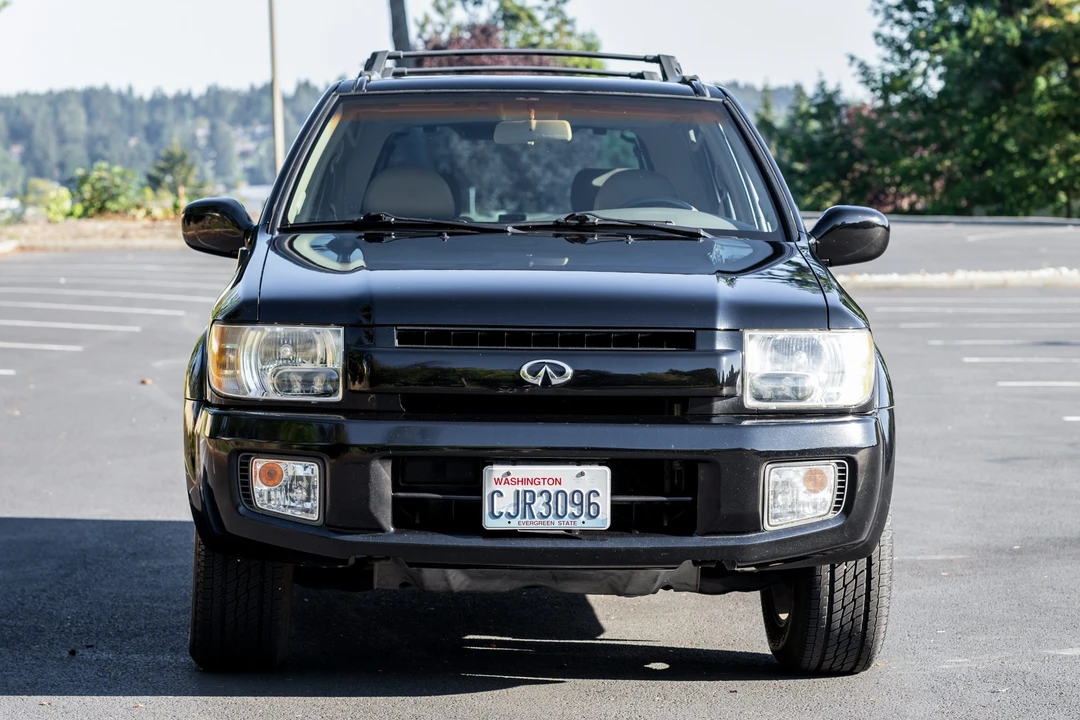 2002 Infiniti QX4 - Image 2 of 31