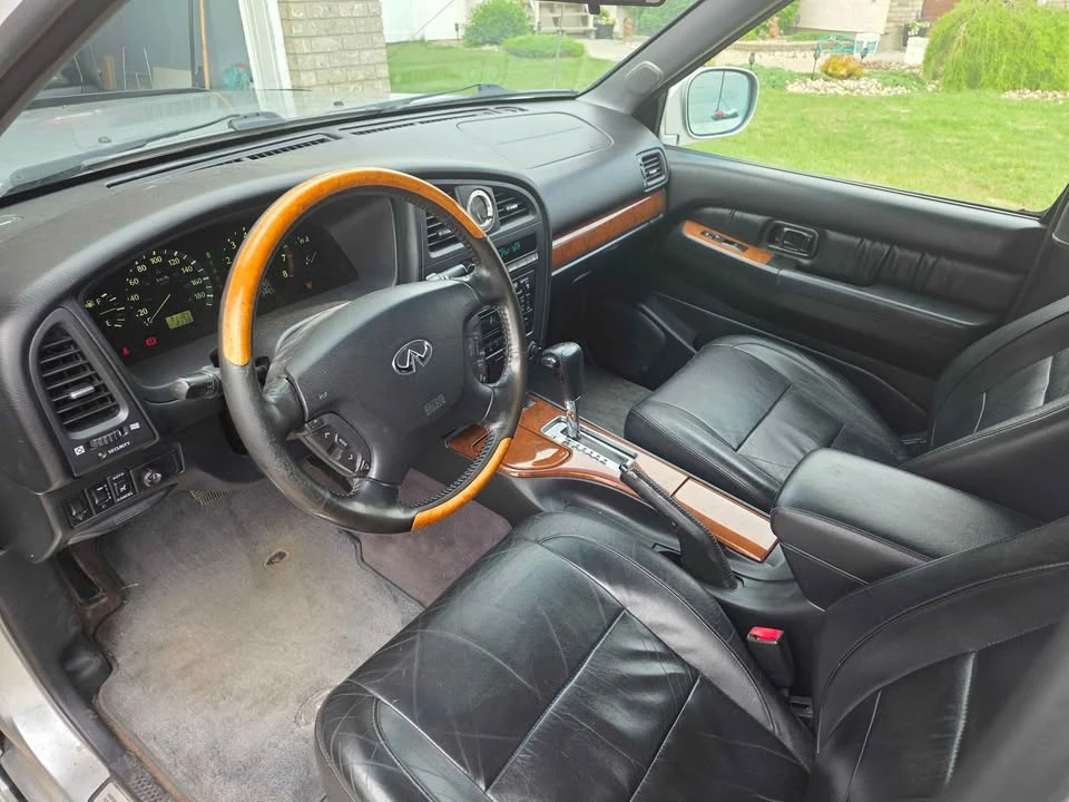2002 Infiniti QX4 - Image 4 of 6