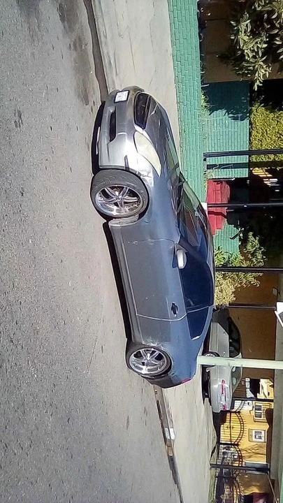 2002 Infiniti G/Q40 - Image 2 of 4