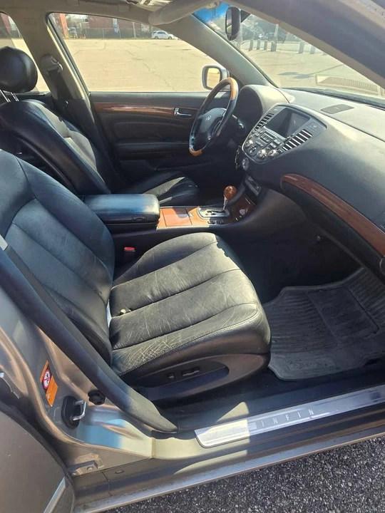 2002 Infiniti Q45 3rd Gen - Image 7 of 9