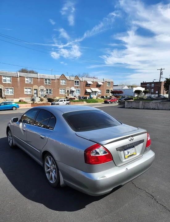 2002 Infiniti Q45 3rd Gen - Image 3 of 4